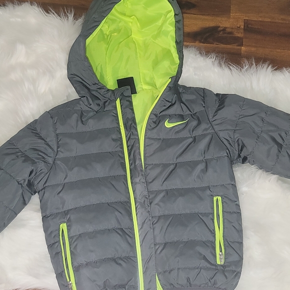 Nike Jacket - Picture 4 of 4